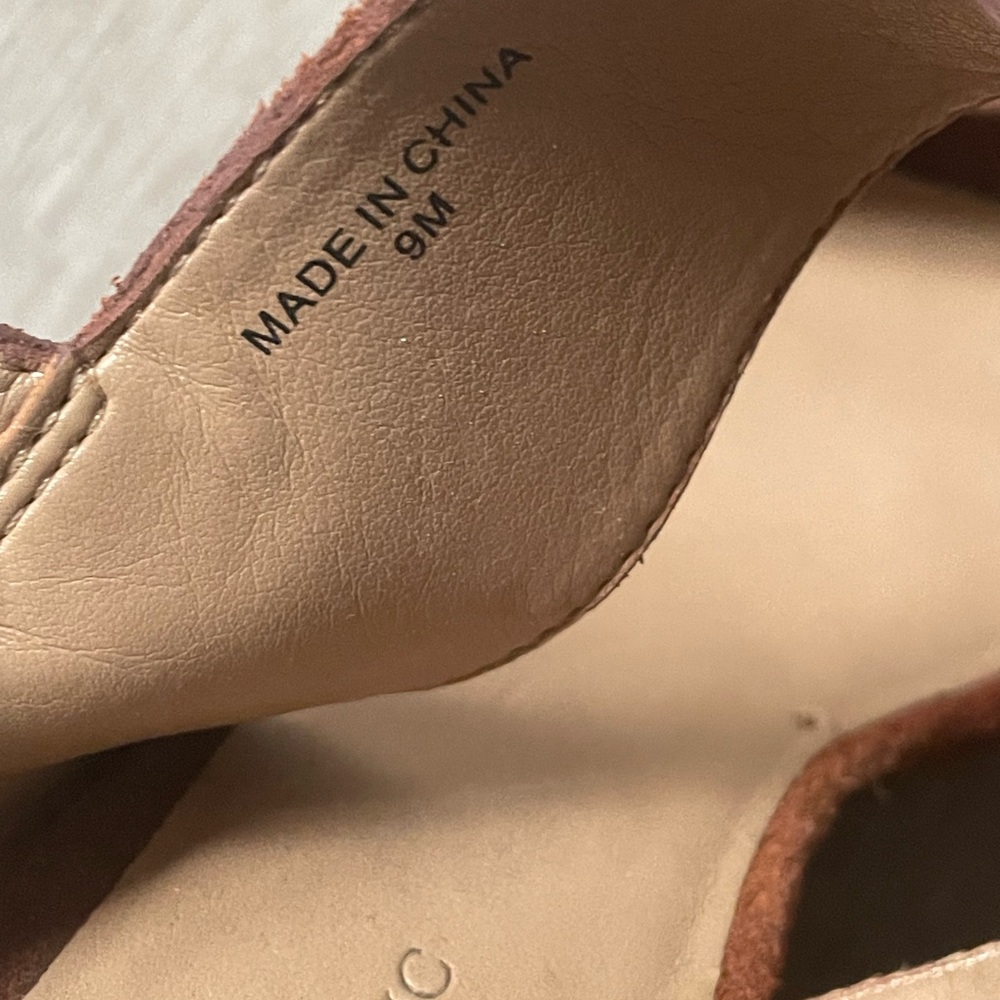Banana Republic Brown Suede Block Heel Sandals - Picture 7 of 8